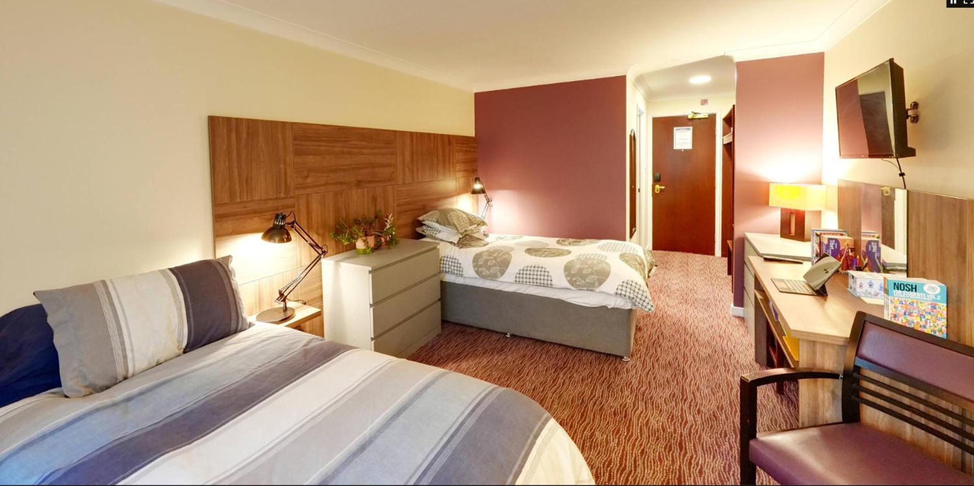 The University Of Buckingham - Mount Pleasant Hotel Екстериор снимка
